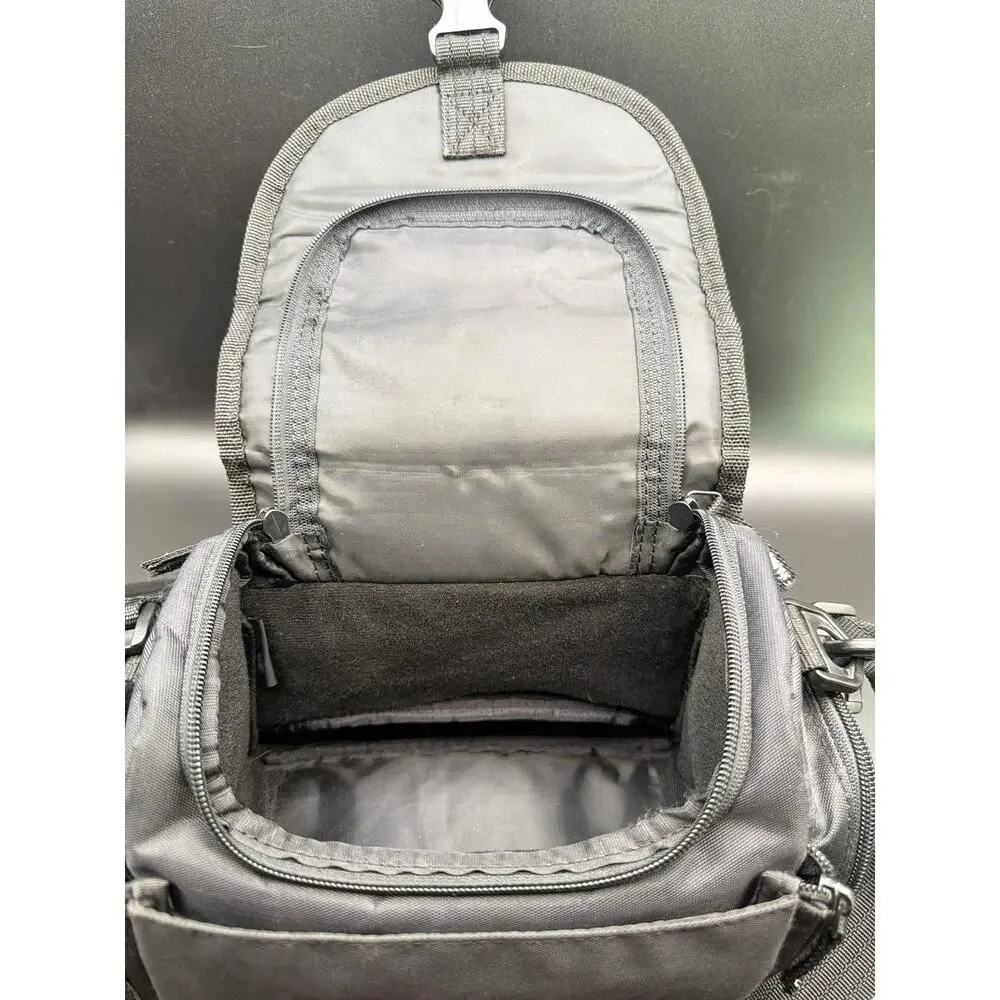 Targus DBUV02-02 Digital Video Camera Bag Black Travel Carry Case Shoulder Strap